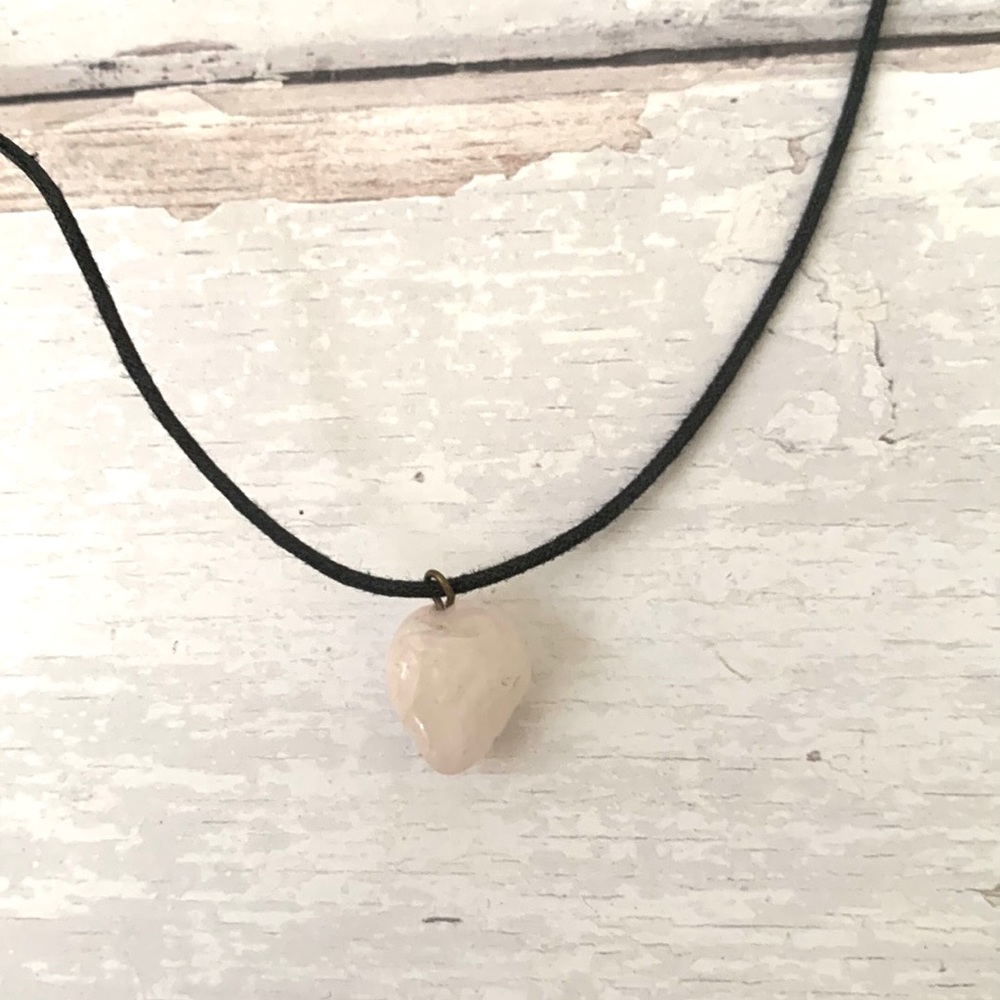 Crystal Stone Necklace Women’s Jewelry Opaque White Color NEW